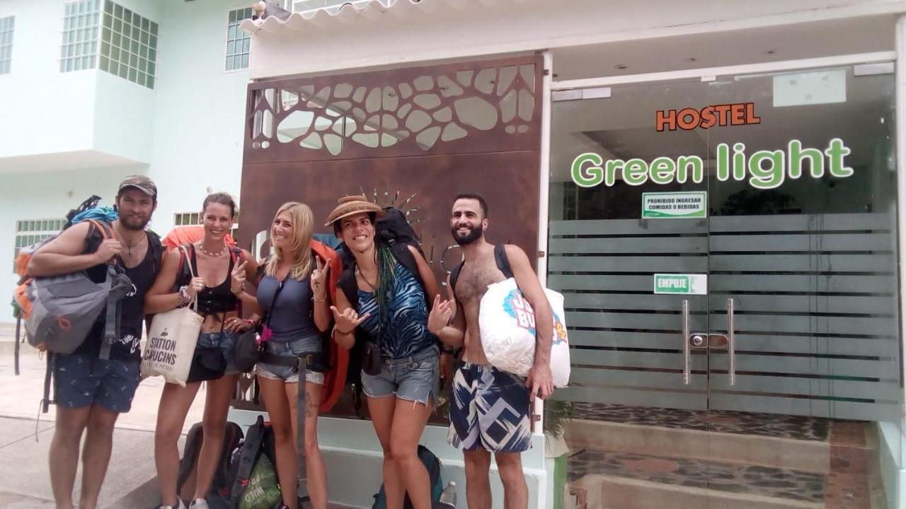 Hostel Green Light Таганга Екстериор снимка