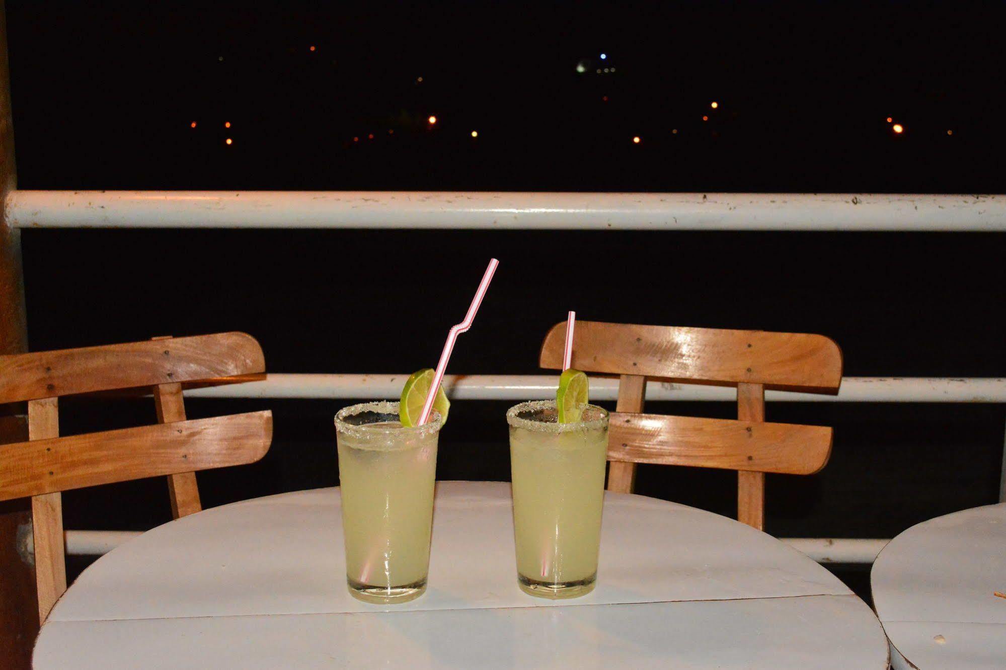 Hostel Green Light Таганга Екстериор снимка