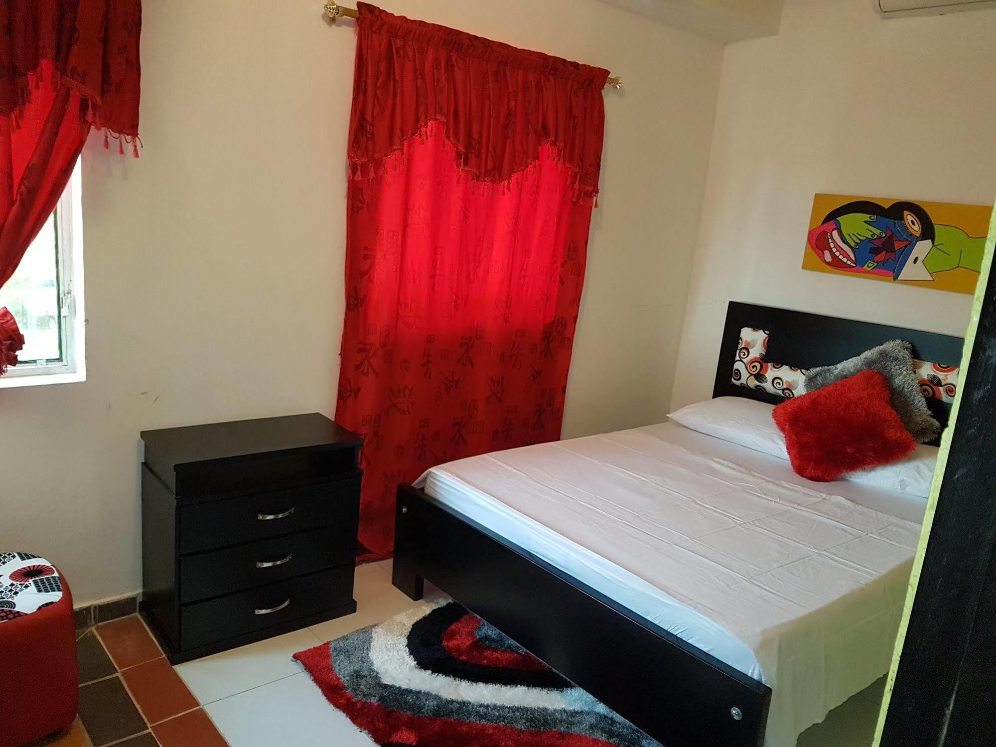 Hostel Green Light Таганга Екстериор снимка